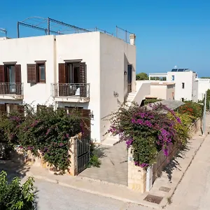 casa-vacanza-azzurra.sicilyhotelsitaly.net/