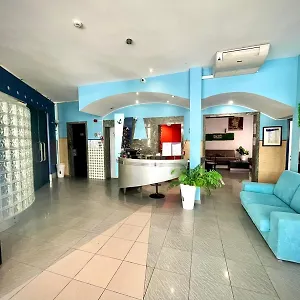 hotel-adria-mare.riccione-hotels.org/
